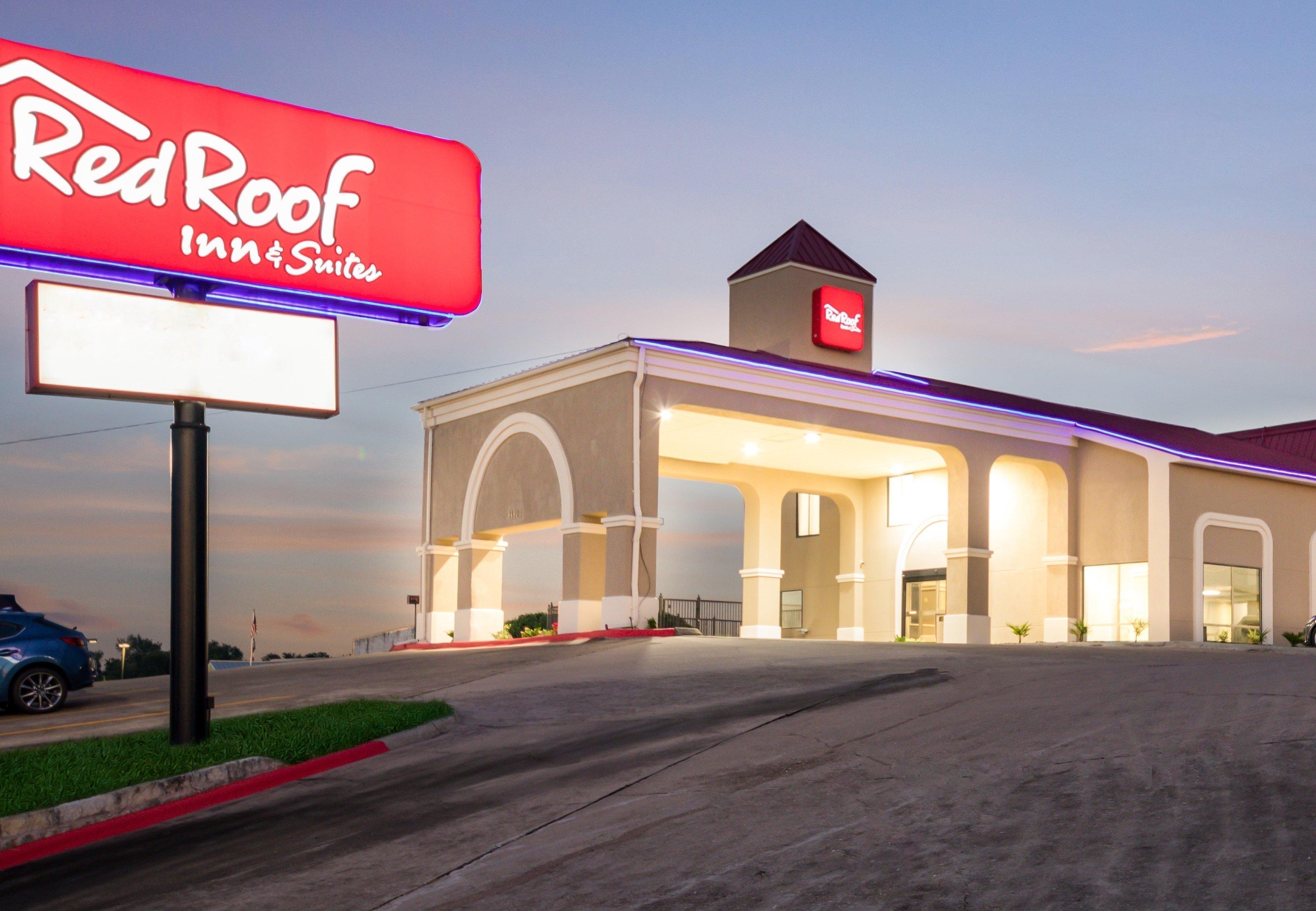 Red Roof Inn & Suites Austin East - Manor Εξωτερικό φωτογραφία