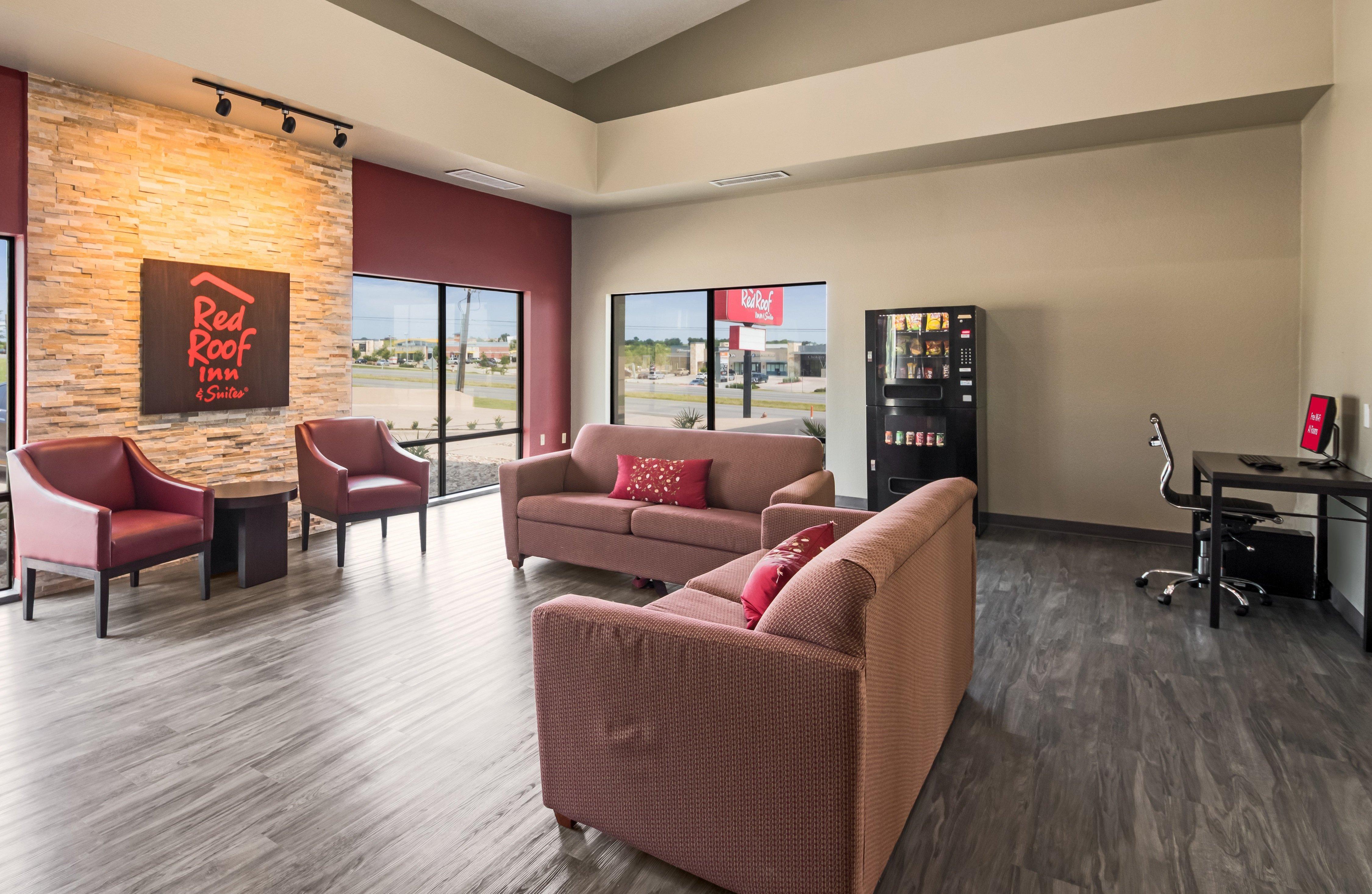 Red Roof Inn & Suites Austin East - Manor Εξωτερικό φωτογραφία